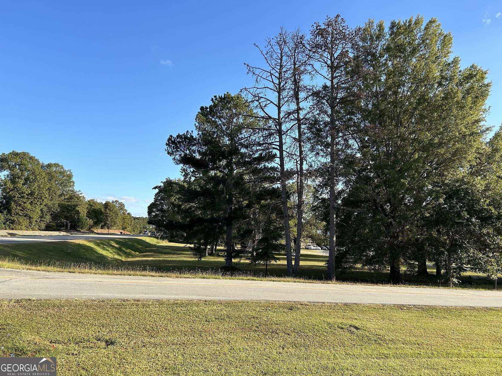 1.28 Acres of Commercial Land for Sale in Eatonton, Georgia