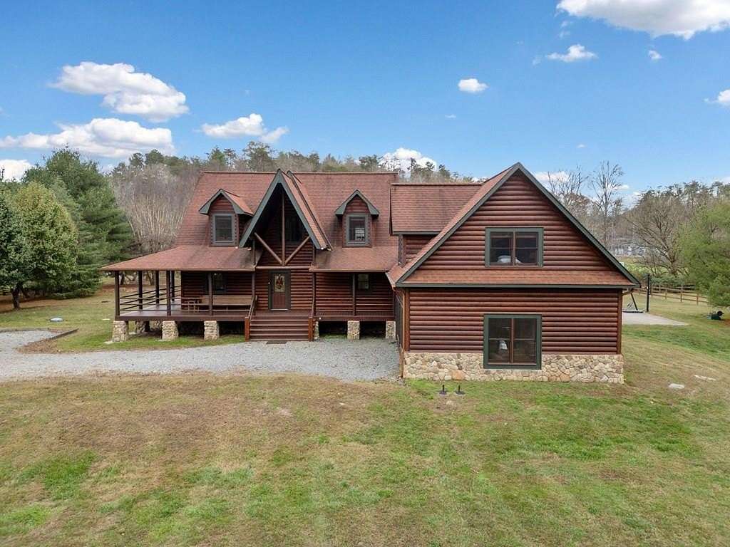 3.62 Acres of Residential Land with Home for Sale in Blue Ridge, Georgia