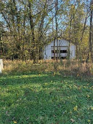 2 Acres of Residential Land for Sale in Slaughters, Kentucky