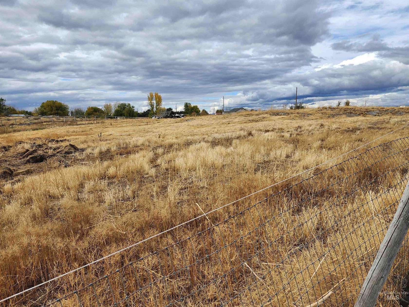 1.29 Acres of Land for Sale in Bliss, Idaho