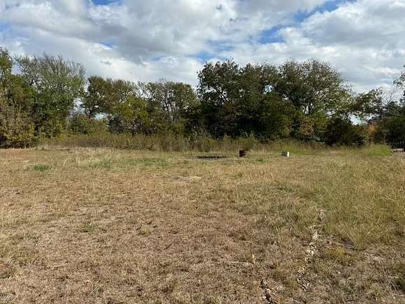 5.936 Acres of Residential Land for Sale in Sulphur Springs, Texas