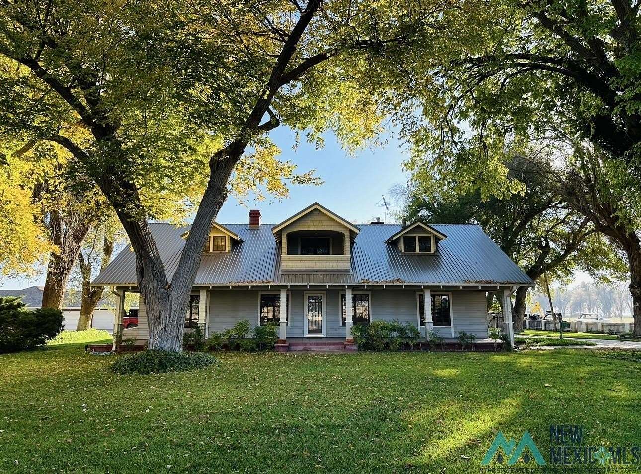 13.6 Acres of Land with Home for Sale in Roswell, New Mexico