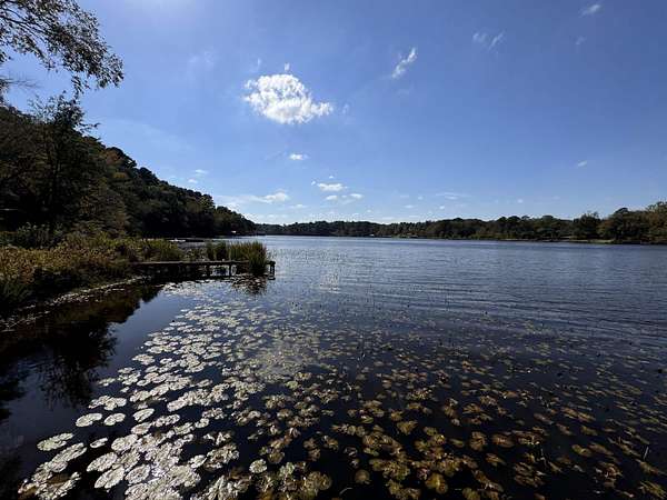 1.7 Acres of Residential Land for Sale in Gladewater, Texas