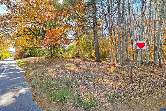 0.5 Acres of Residential Land for Sale in Manchester, Maine