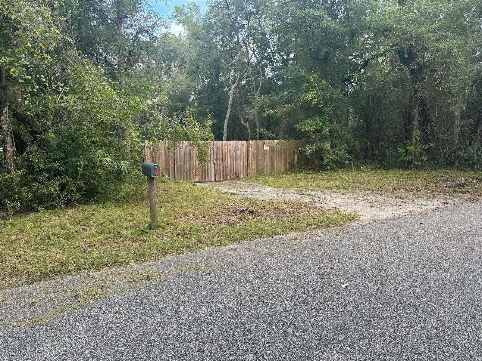 2.35 Acres of Residential Land for Sale in Fort McCoy, Florida