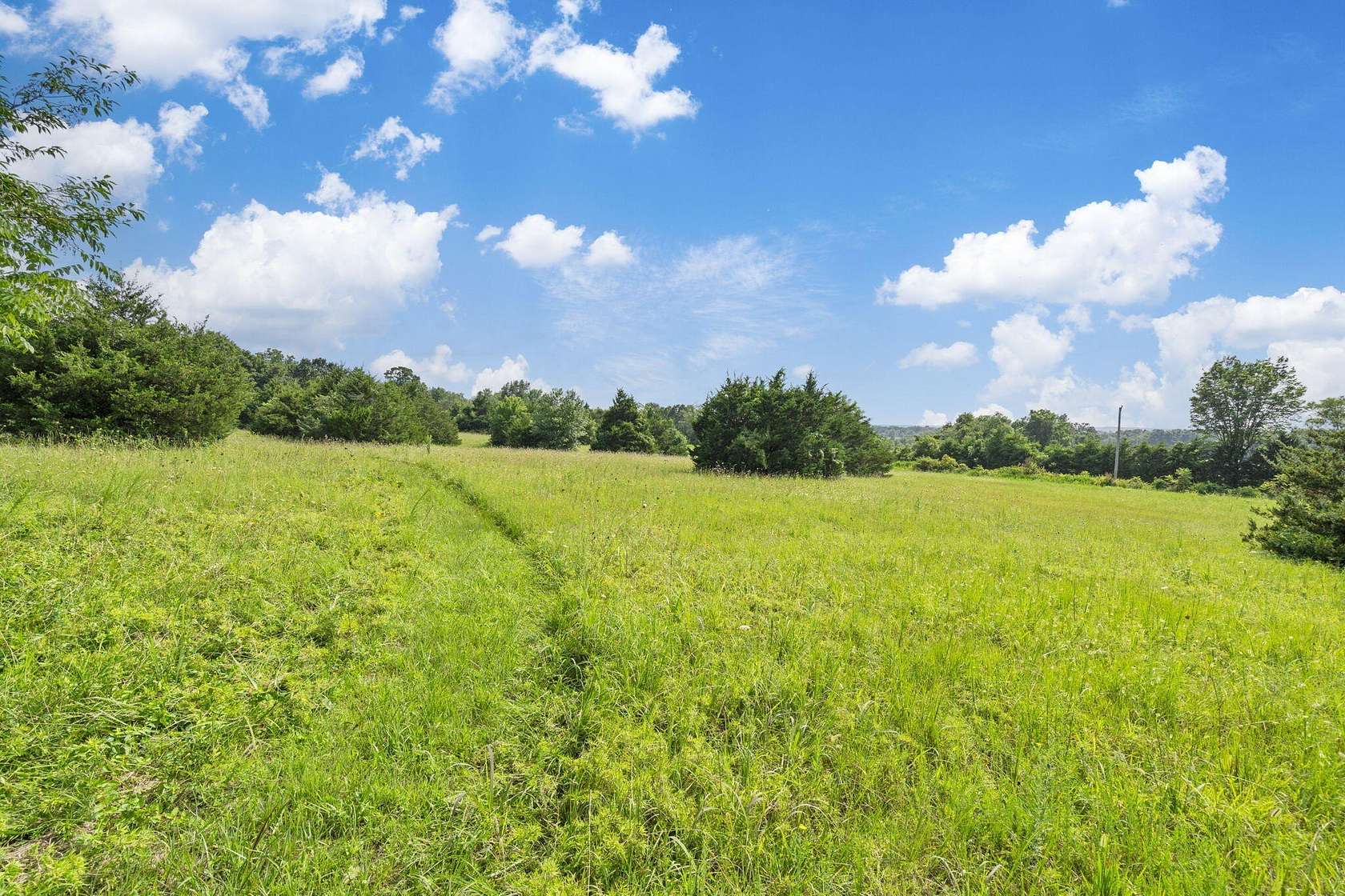 17.35 Acres of Land for Sale in Ash Grove, Missouri