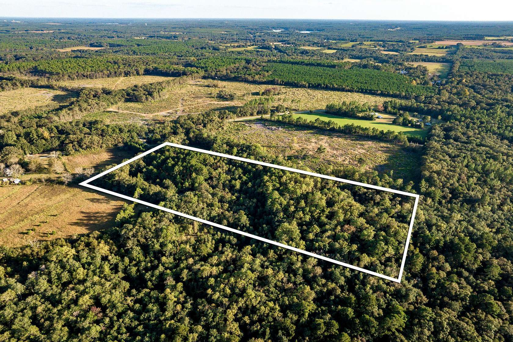 10 Acres of Recreational Land for Sale in DeFuniak Springs, Florida