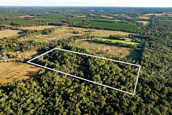 10 Acres of Recreational Land for Sale in DeFuniak Springs, Florida