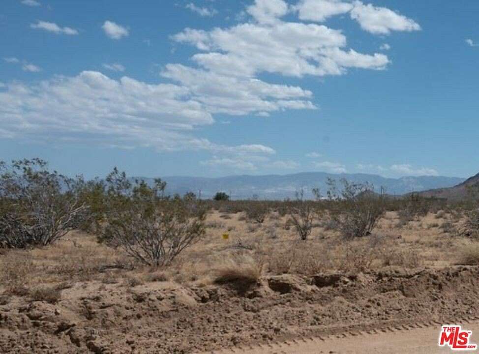 20 Acres of Land for Sale in Adelanto, California