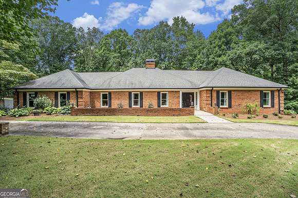 5.96 Acres of Residential Land with Home for Sale in Dallas, Georgia