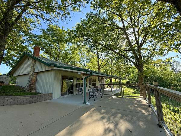 12 Acres of Recreational Land with Home for Sale in Cabool, Missouri