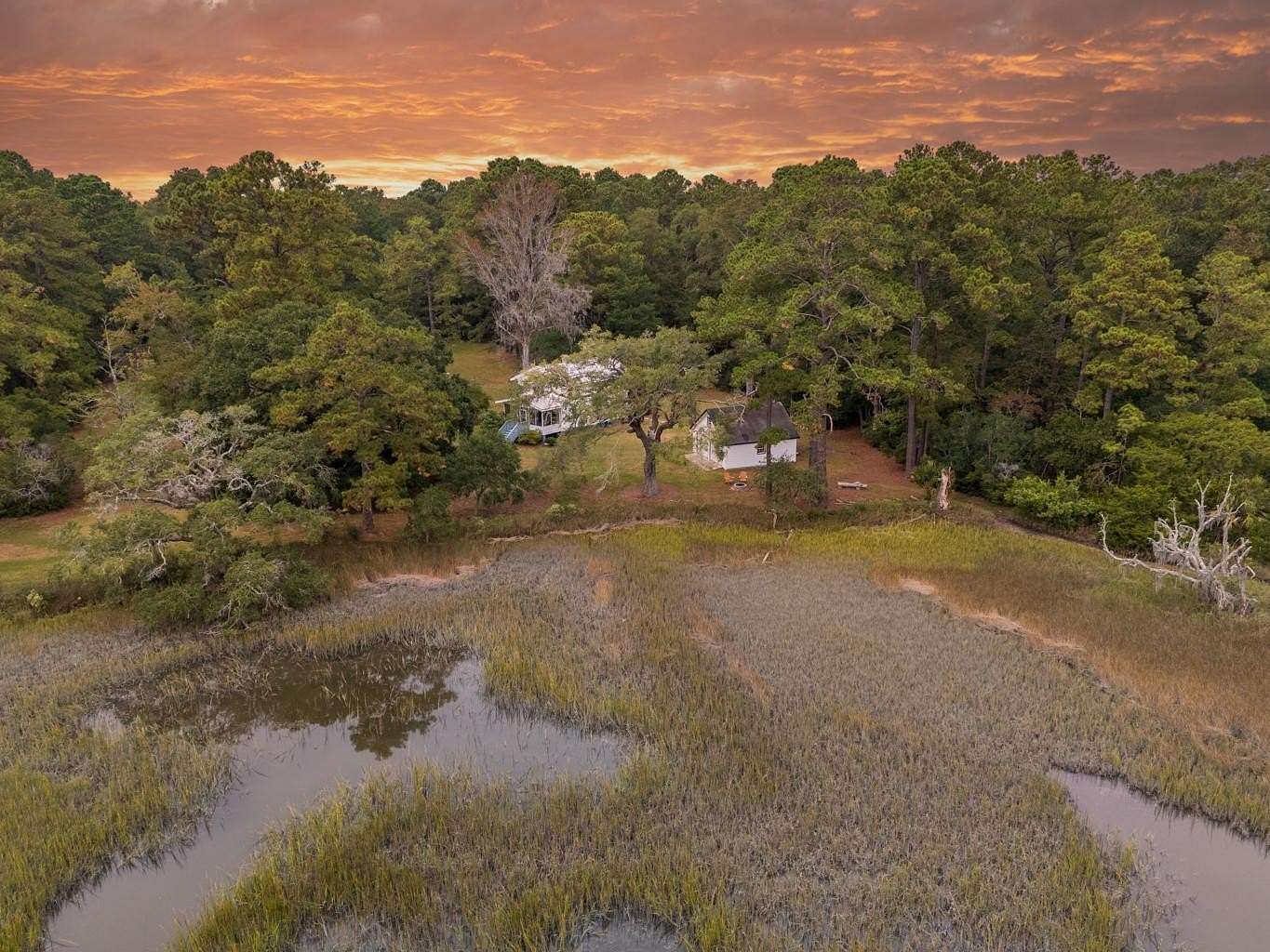 3.24 Acres of Residential Land with Home for Sale in Edisto Island, South Carolina