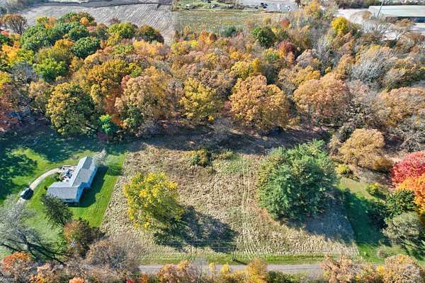 4 Acres of Commercial Land for Sale in Flint, Michigan