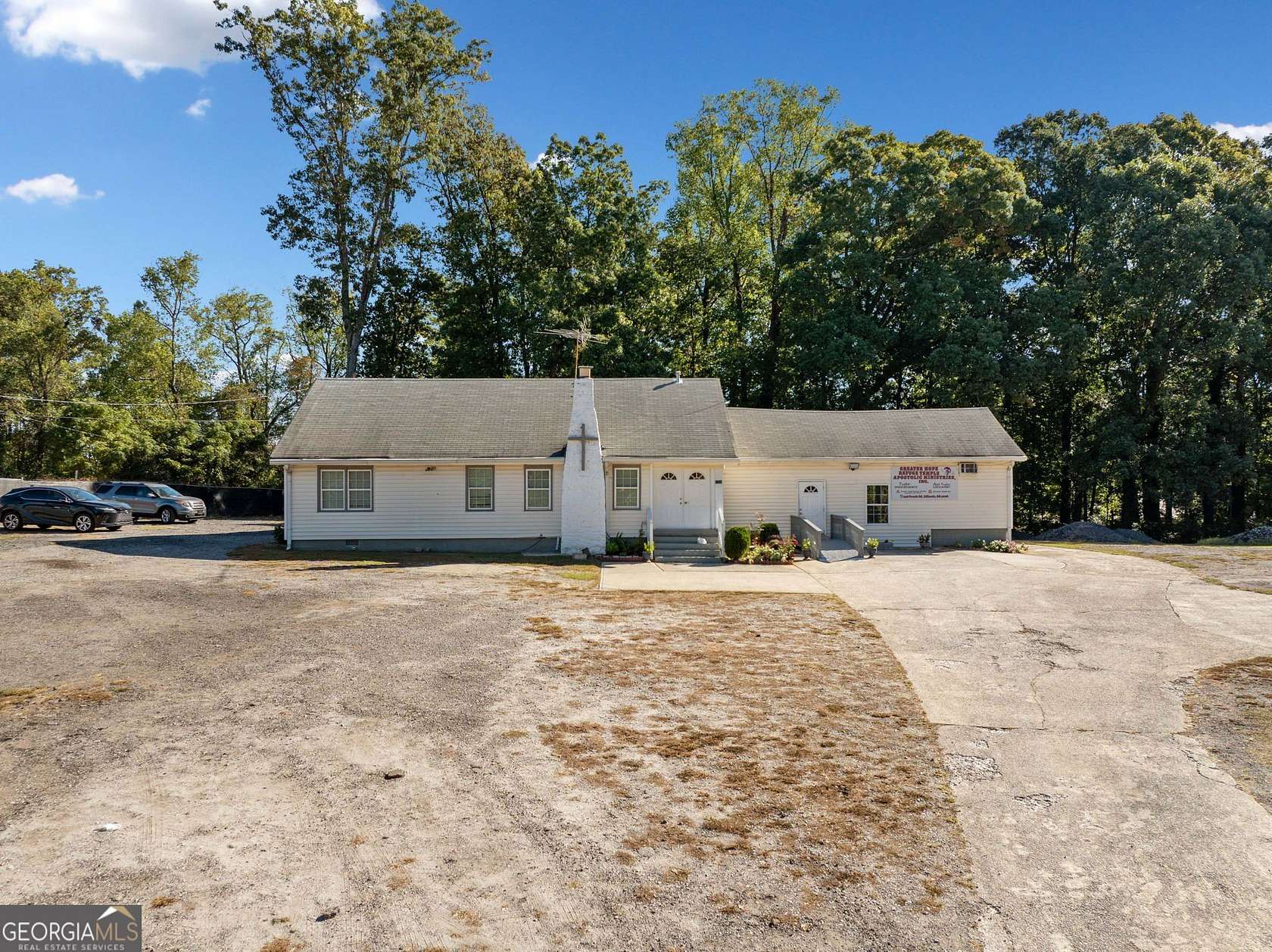 3.16 Acres of Improved Commercial Land for Sale in Lithonia, Georgia