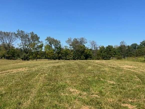 20.5 Acres of Land for Sale in Munfordville, Kentucky