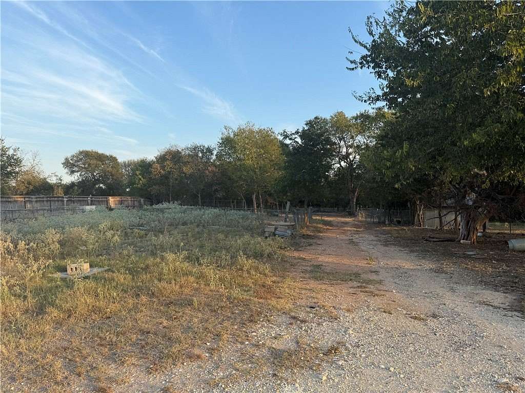 5.98 Acres of Residential Land for Sale in Waco, Texas