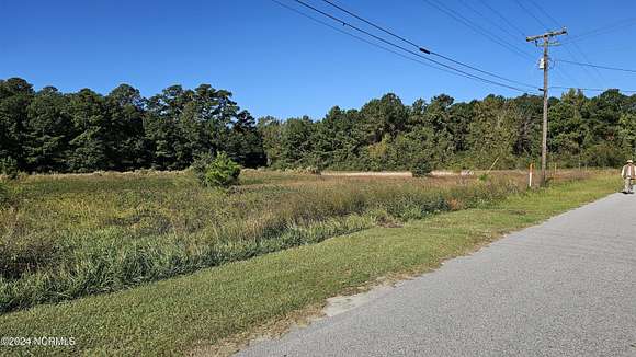 7.99 Acres of Commercial Land for Auction in Garland, North Carolina