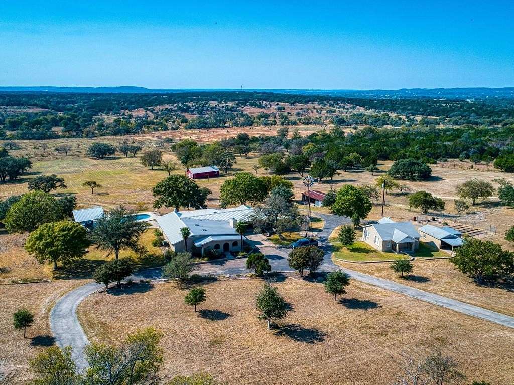 10.03 Acres of Improved Recreational Land for Sale in Center Point, Texas