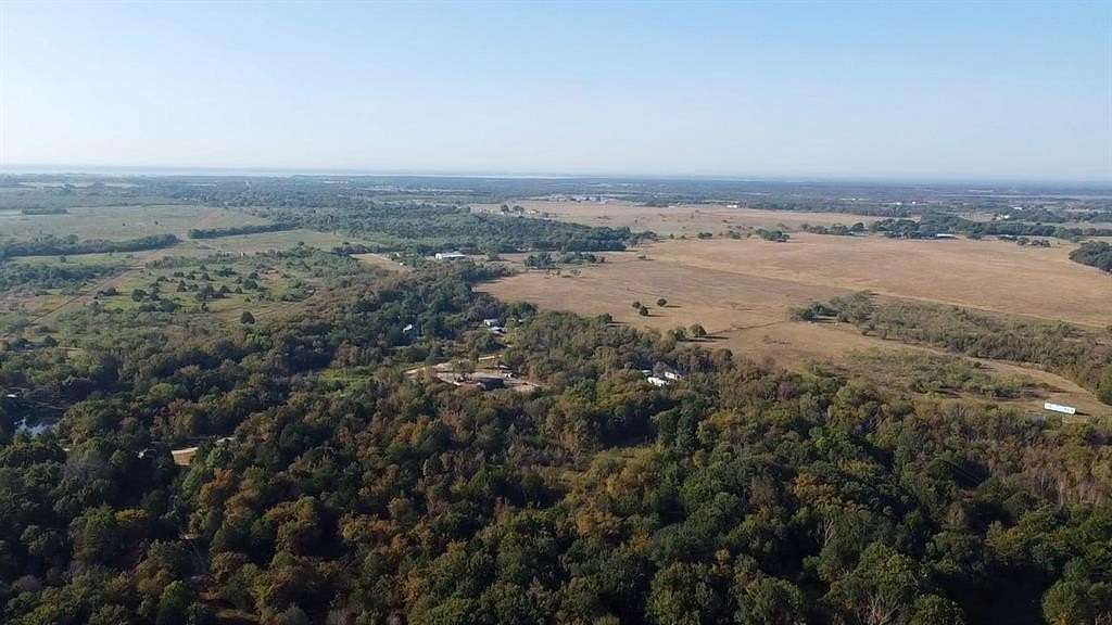 0.549 Acres of Land for Sale in Corsicana, Texas