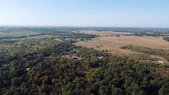 0.549 Acres of Land for Sale in Corsicana, Texas