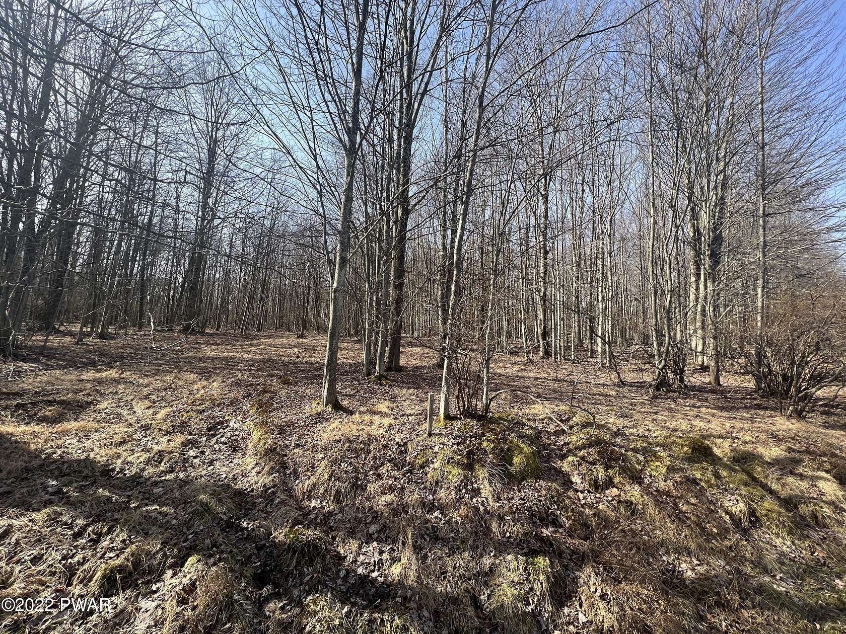 0.4 Acres of Land for Sale in Lake Ariel, Pennsylvania