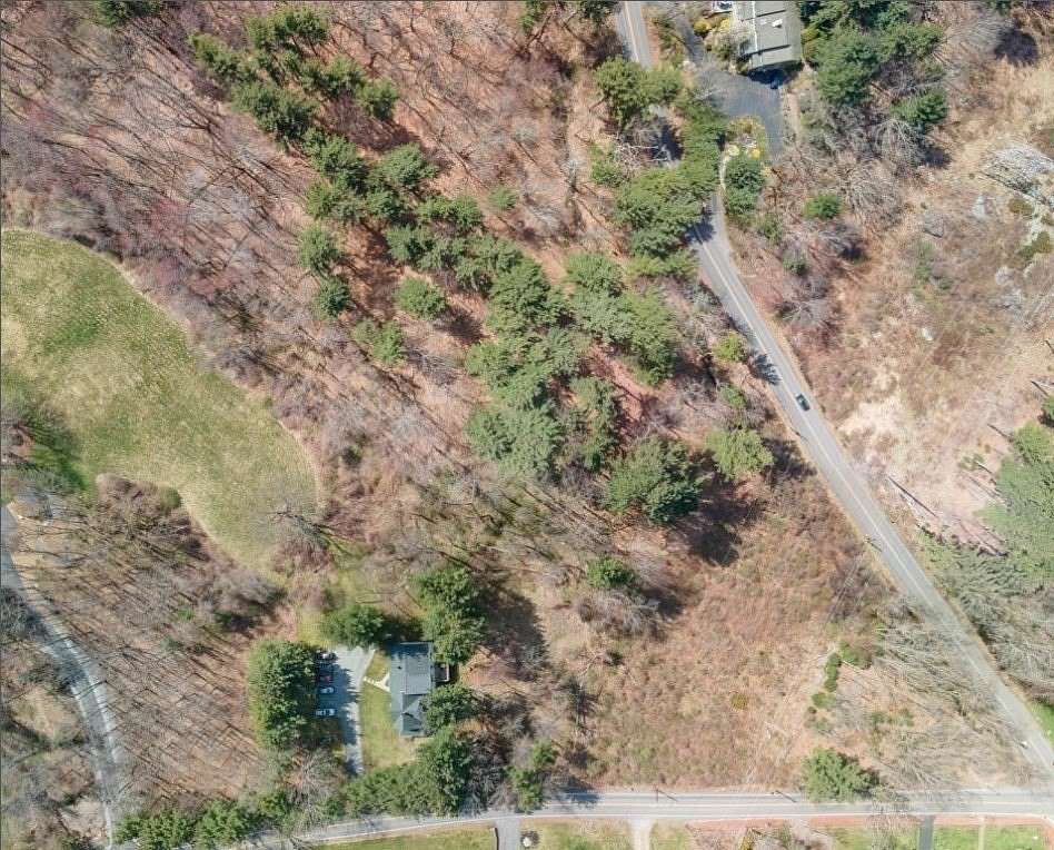 3.35 Acres of Residential Land for Sale in Millbury, Massachusetts