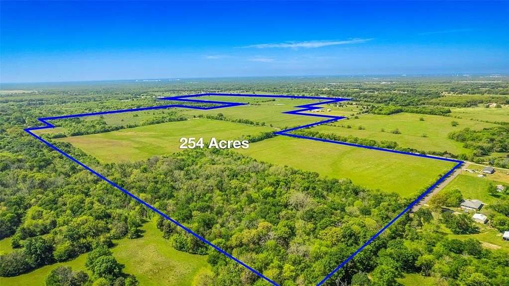 254.18 Acres of Agricultural Land for Sale in Greenville, Texas