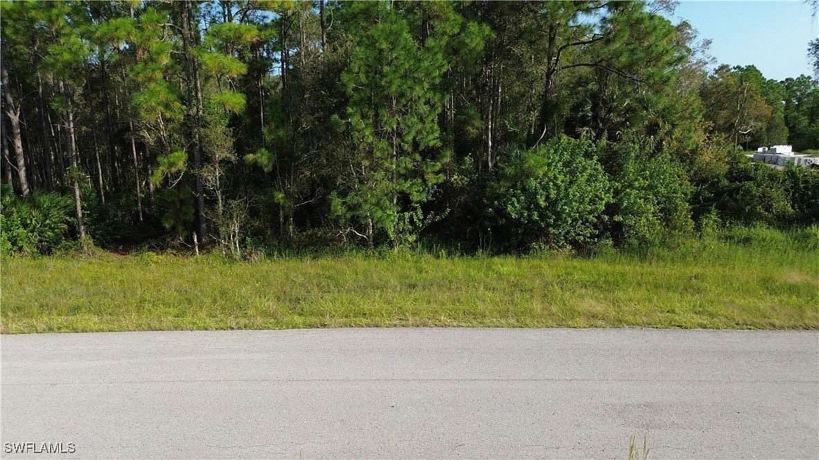 0.313 Acres of Residential Land for Sale in Lehigh Acres, Florida