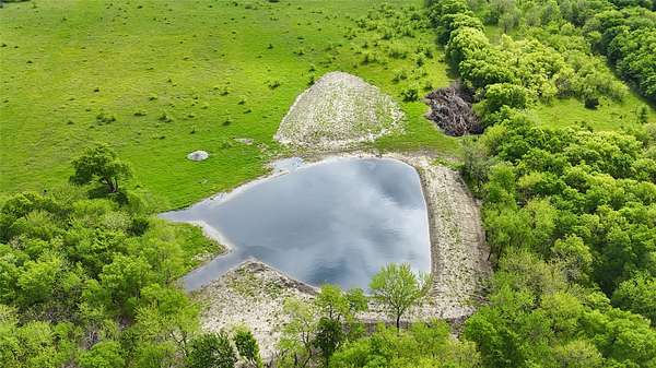 14.2 Acres of Recreational & Residential Land for Sale in Ladonia, Texas