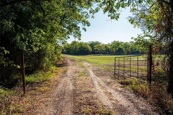 35.91 Acres of Recreational Land for Sale in Ladonia, Texas