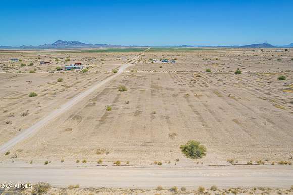 0.94 Acres of Residential Land for Sale in Tonopah, Arizona