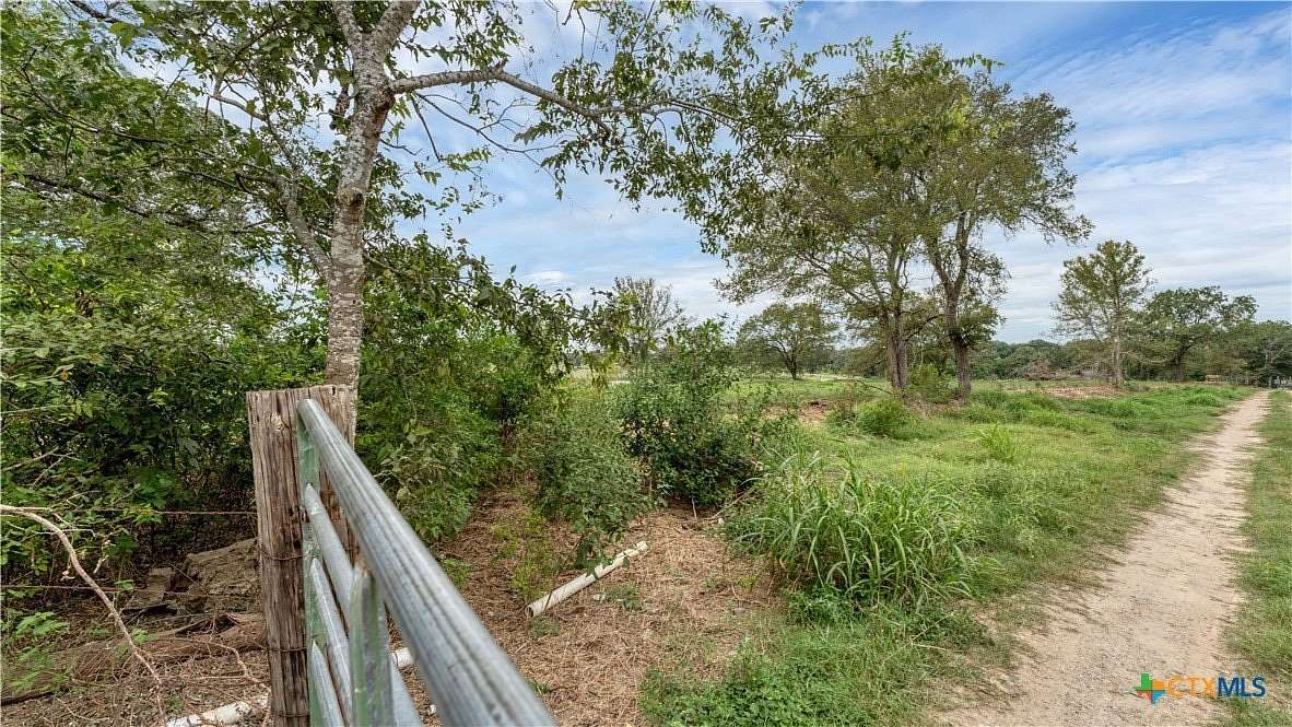 2.7 Acres of Residential Land for Sale in Waelder, Texas