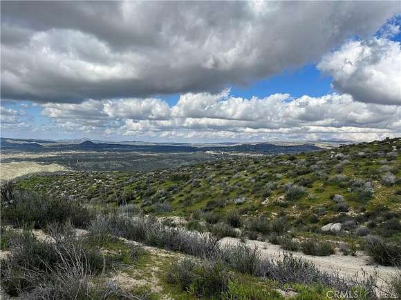 20.16 Acres of Land for Sale in Aguanga, California