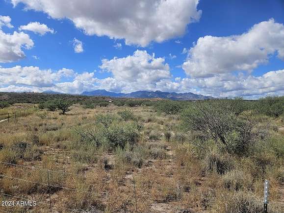 15.21 Acres of Land for Sale in Huachuca City, Arizona