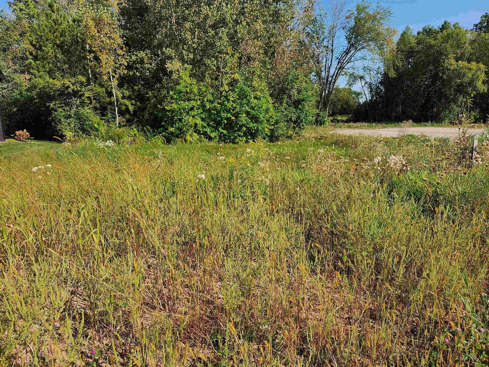 0.31 Acres of Residential Land for Sale in Menasha, Wisconsin