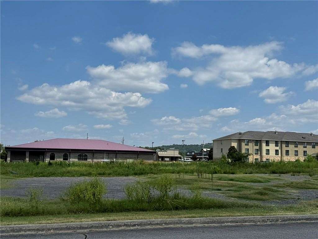 0.91 Acres of Commercial Land for Sale in Russellville, Arkansas