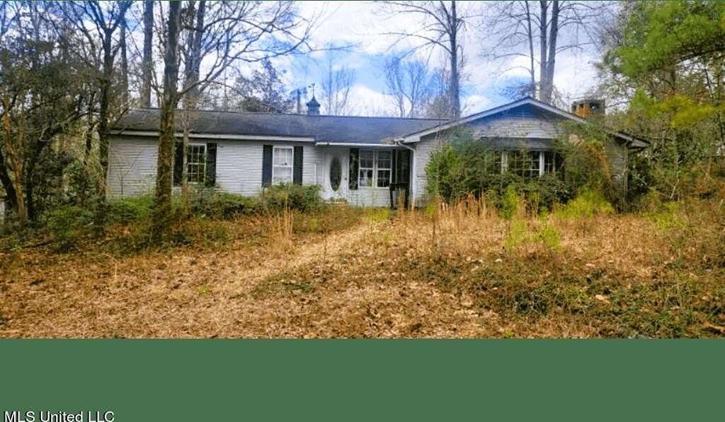 2.8 Acres of Residential Land with Home for Sale in Meridian, Mississippi