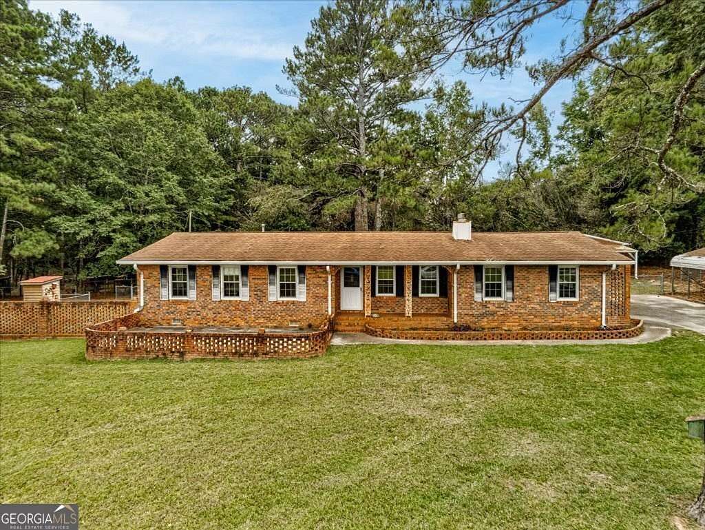 2.67 Acres of Residential Land with Home for Sale in Hampton, Georgia