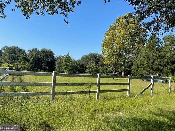 1.5 Acres of Residential Land for Sale in Blackshear, Georgia