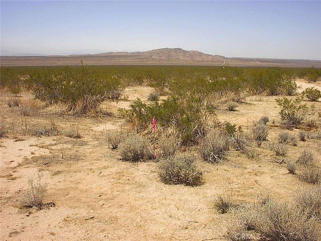 38.65 Acres of Land for Lease in El Mirage, California