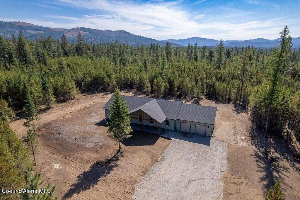 5.9 Acres of Residential Land with Home for Sale in Blanchard, Idaho