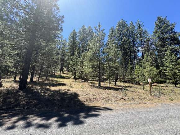 2.75 Acres of Residential Land for Sale in Klamath Falls, Oregon