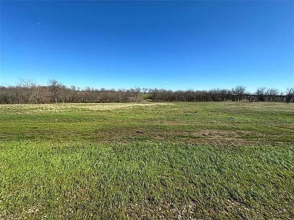 1.45 Acres of Residential Land for Sale in Corsicana, Texas