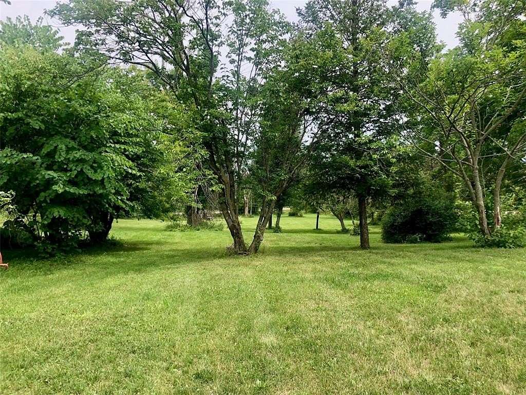 0.75 Acres of Residential Land for Sale in Cedar Rapids, Iowa