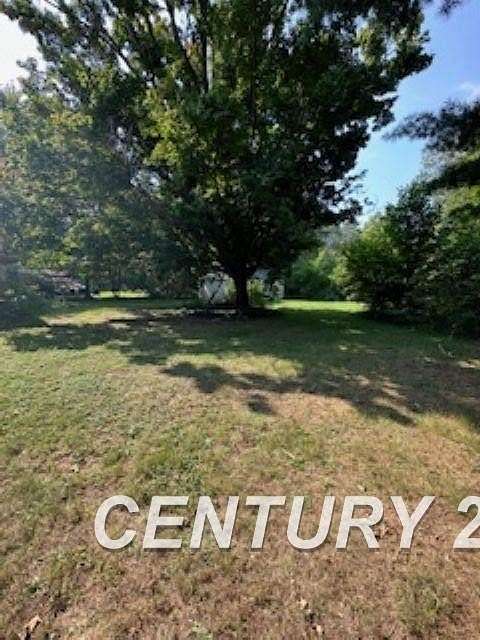 2.06 Acres of Residential Land with Home for Sale in Mount Morris, Michigan