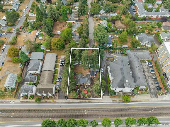 0.43 Acres of Residential Land for Sale in Portland, Oregon