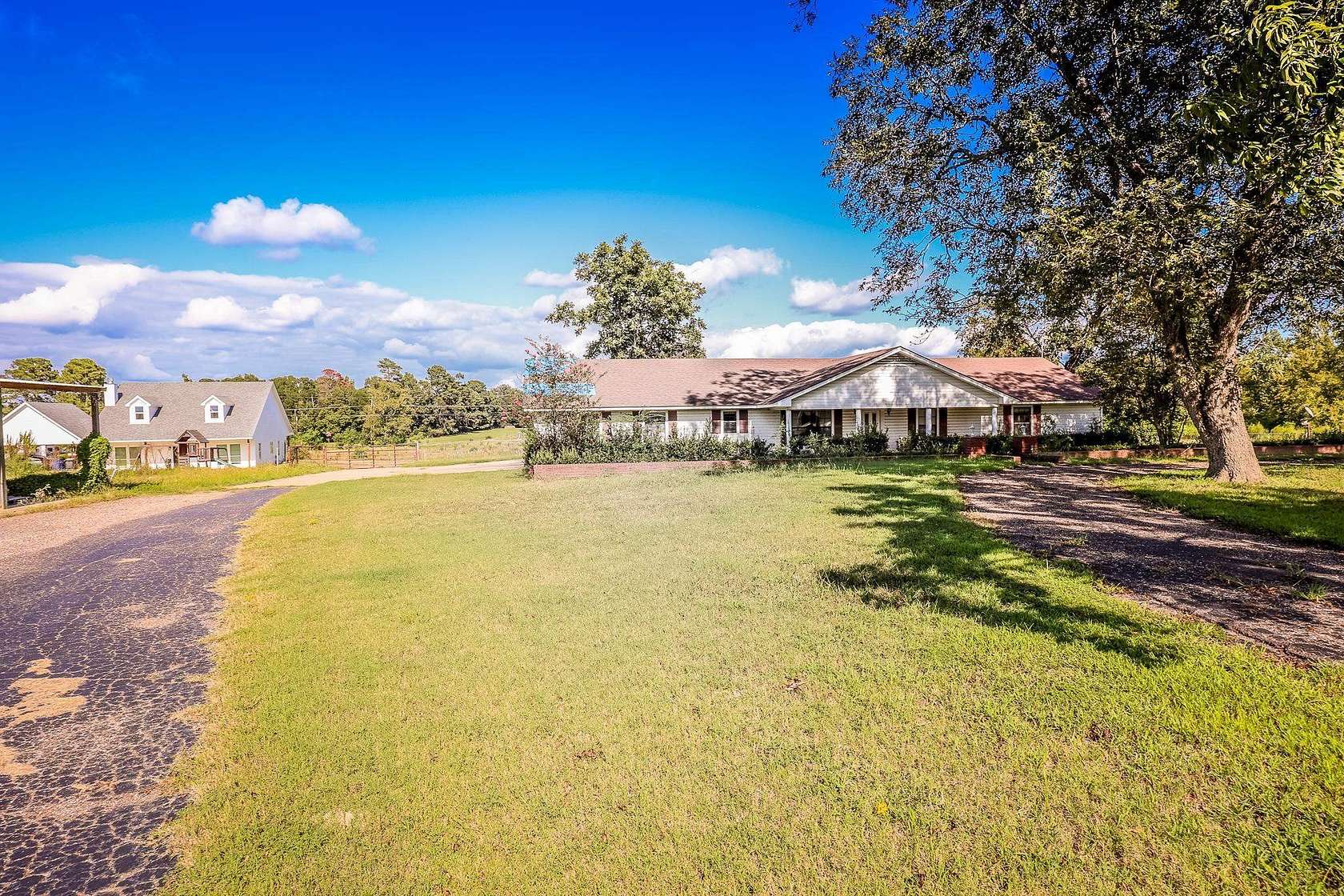 42.4 Acres of Agricultural Land with Home for Sale in Carthage, Texas