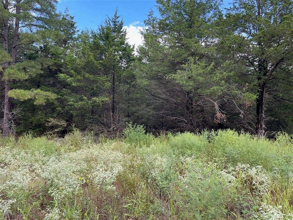 0.5 Acres of Residential Land for Sale in Lindale, Texas