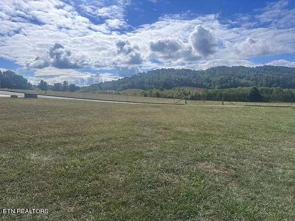 0.5 Acres of Residential Land for Sale in Harriman, Tennessee