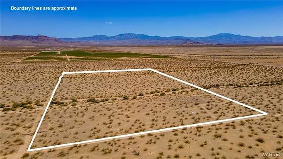 20.29 Acres of Agricultural Land for Sale in Golden Valley, Arizona